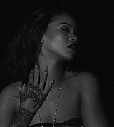 Rihanna_Kiss_It_Better_Captures_HD_0043.jpg