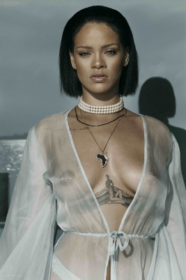 Rihanna_Needed_Me_Promo_002.jpg
