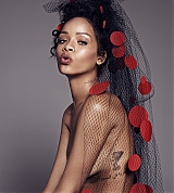 Rihanna_ELLE_December_2014_UHQ_008.jpg