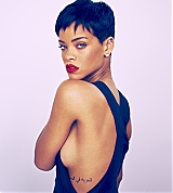 Rihanna_Elle_UK_2013_Outtakes_UHQ_16.jpg